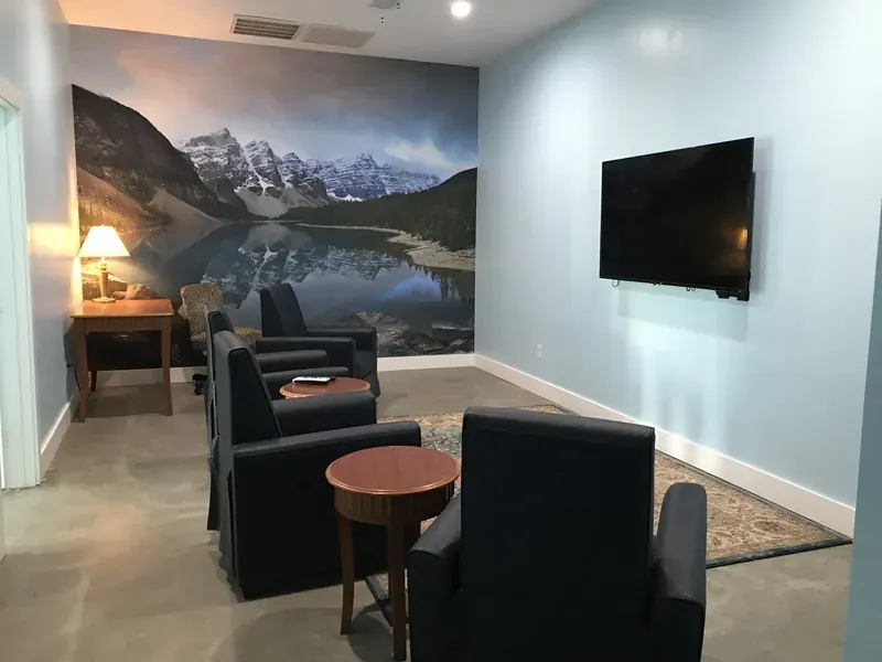 Resident lounge at Mesquite Oasis Lodge & RV Park in Odessa, Texas